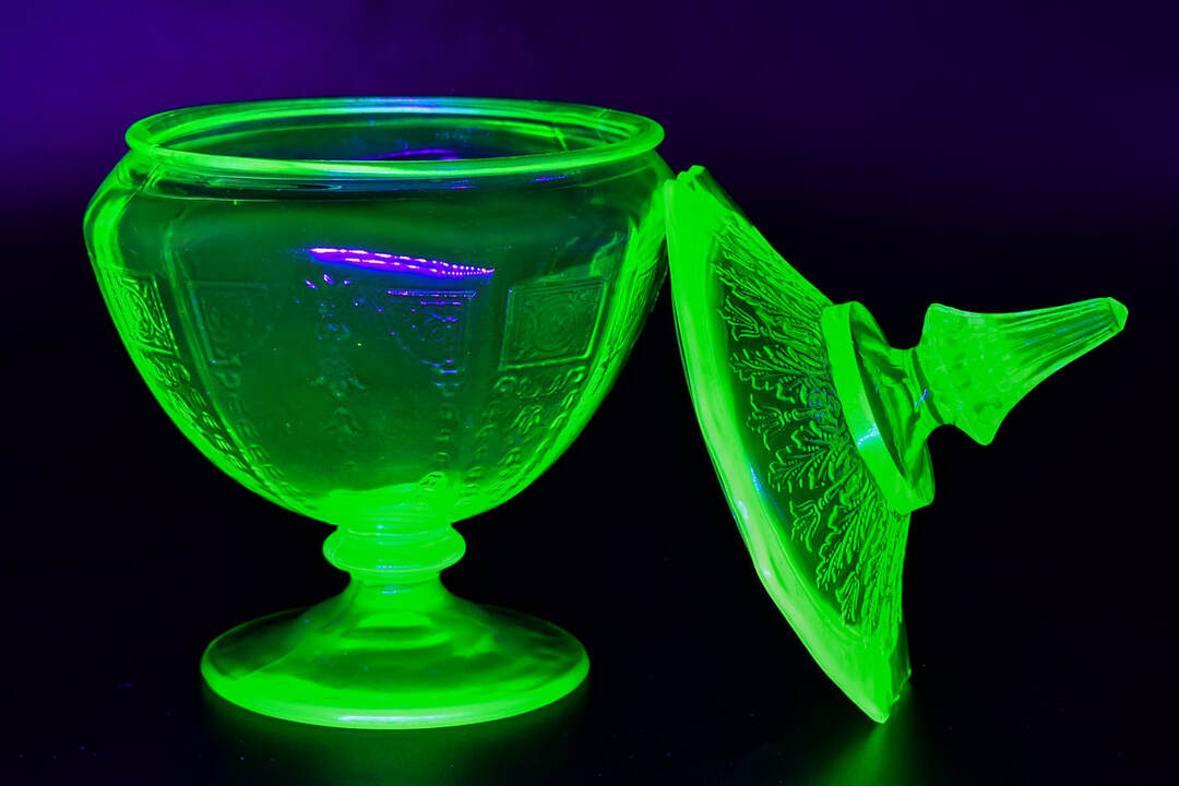 Picture of Uranium Glass by Sampson. Links to Uranium Glass (Photography) Page.